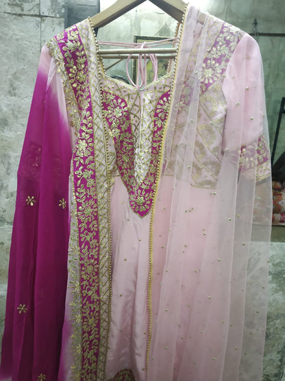 Shah gul Suit