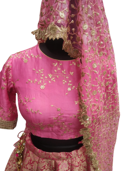 Gul-e-banaras Lehenga